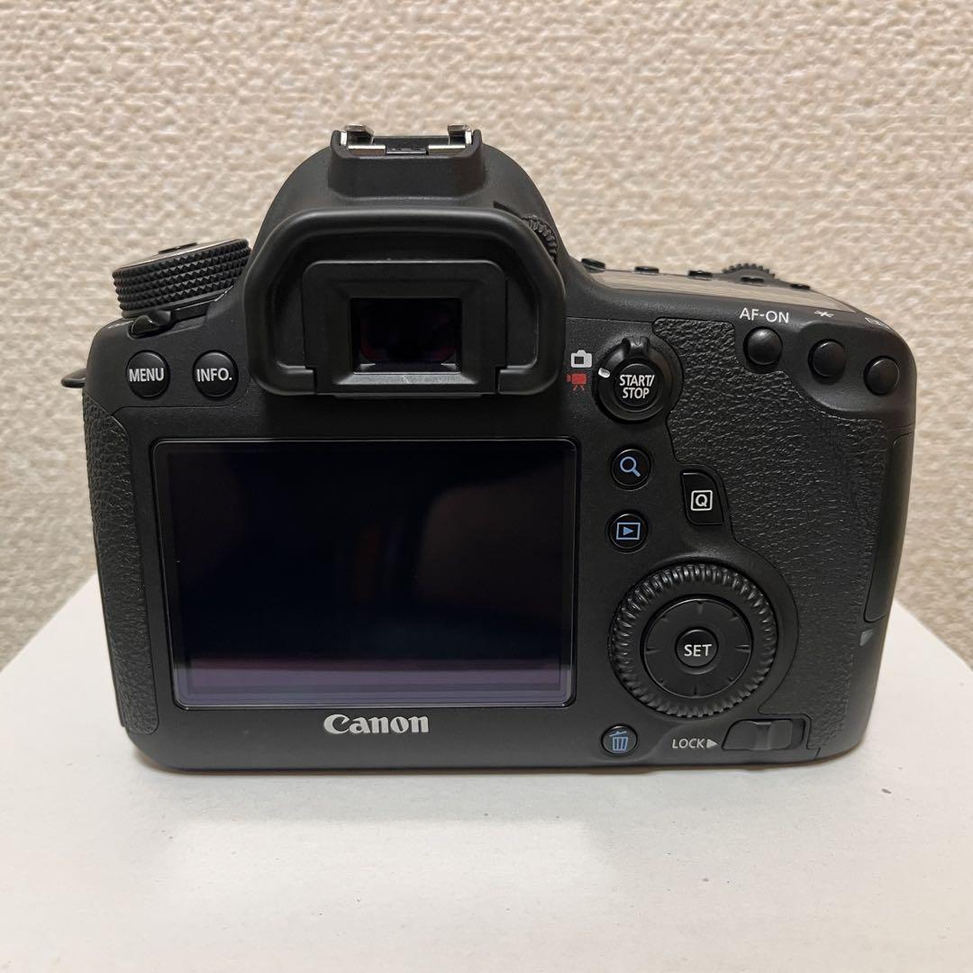 EOS 6D バッテリーグリップ付 ショット数12474回 美品