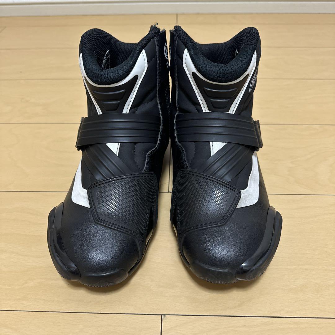 Alpinestars SMX-1 R v2バイクシューズ 黒/白