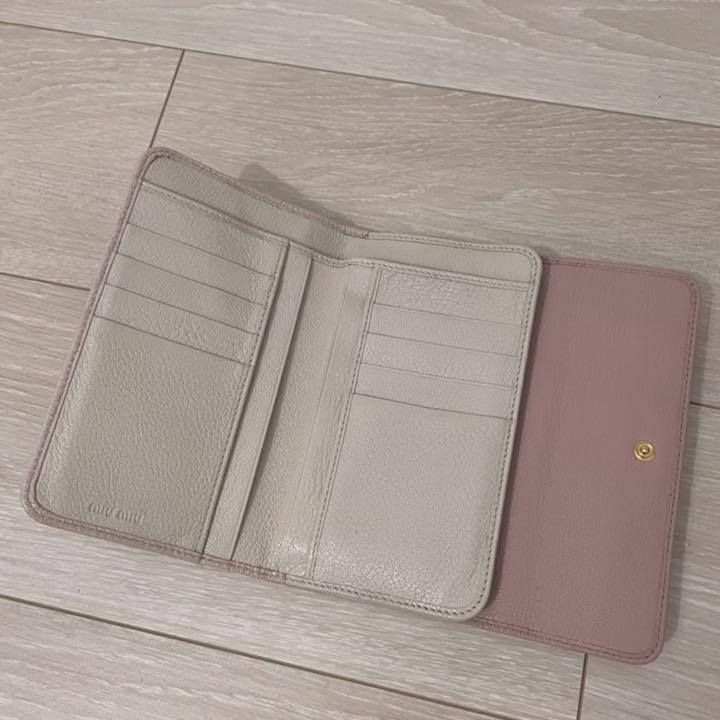 miumiu マドラス リボン 財布