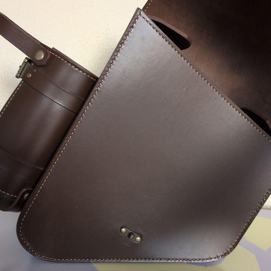 ブラウンレザー サドルバッグ フラップ式