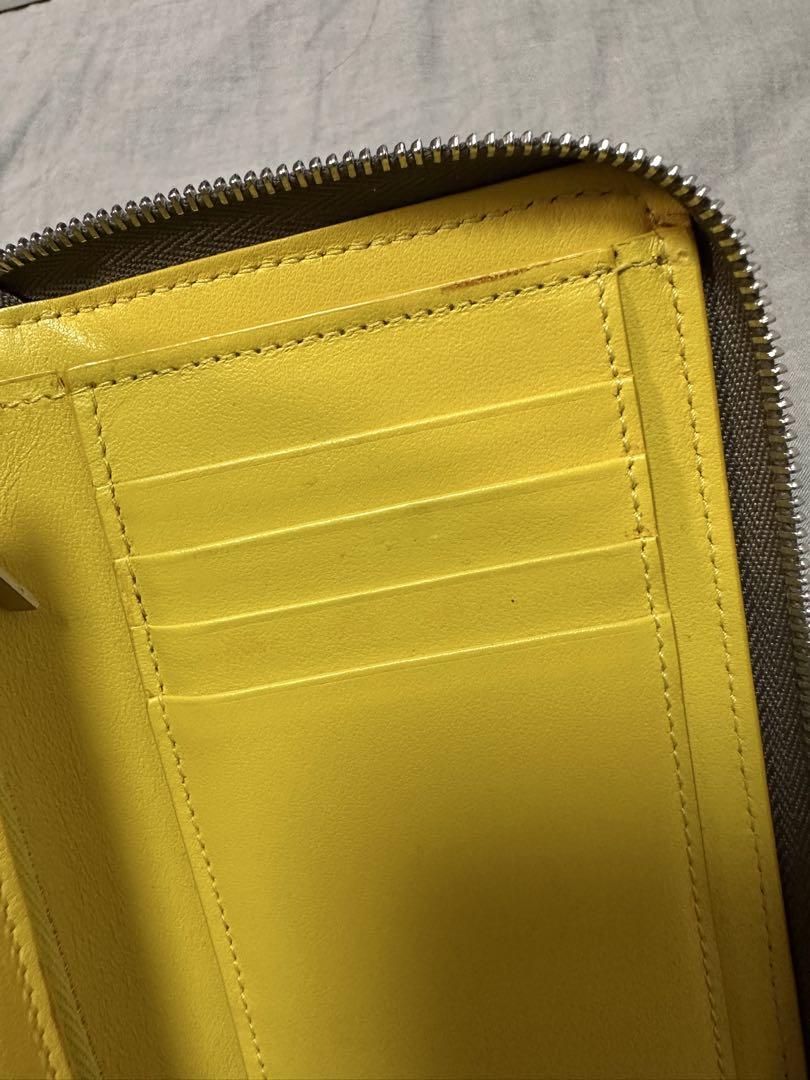 【ゆゆ】CELINE フィービー レザー 二つ折り財布