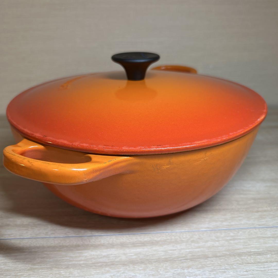 LE CREUSET マルミット オレンジ 両手鍋 22cm Amazon｜[ルクルーゼ] マルミット オレンジ 22cm 内側 マット