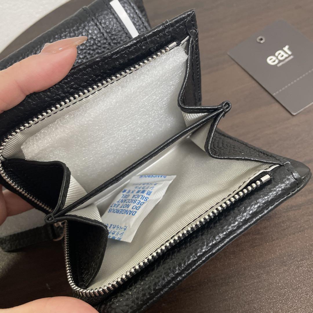 ❣️新品❣️ear PAPILLONNER イアパピヨネ 二つ折り財布 PEZ