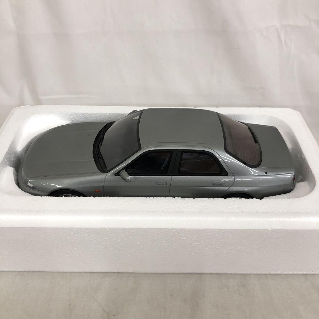 VF7490 中古 京商 サムライ 1/18 日産 スカイラインGT-Rシルバー VF7490 中古 京商 サムライ 1/18 日産 スカイラインGT-Rシルバー