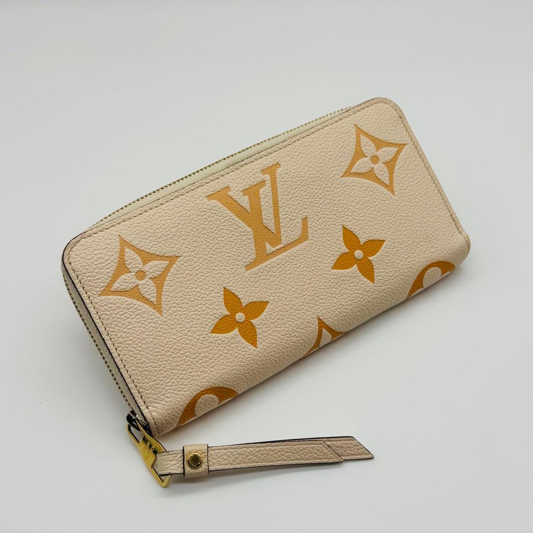 ルイヴィトン 長財布 ジッピーウォレット ジャイアントモノグラム RFID搭載LOUIS VUITTON