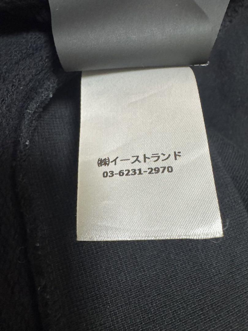 ブラック