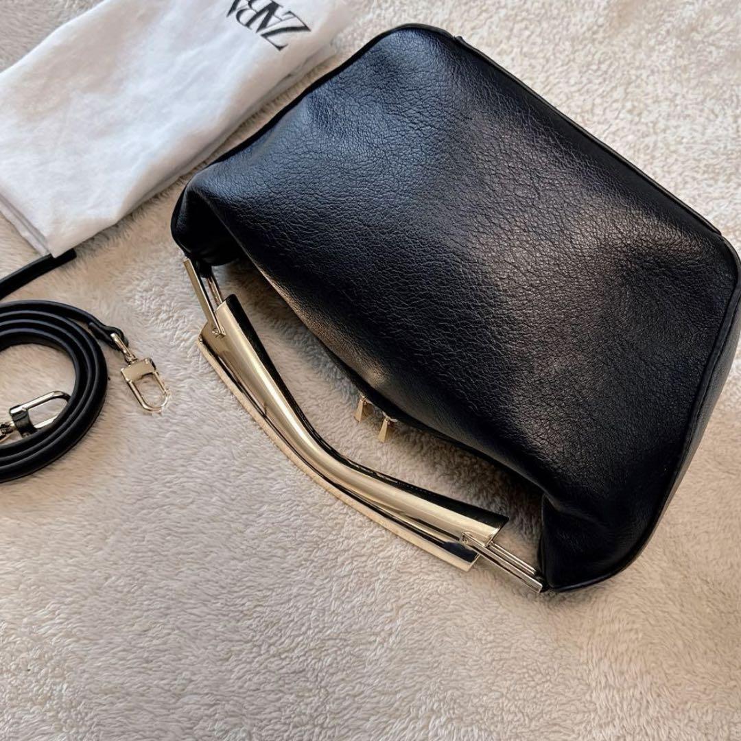 ZARA ザラ メタリックハンドルバケット バッグブラック 2way