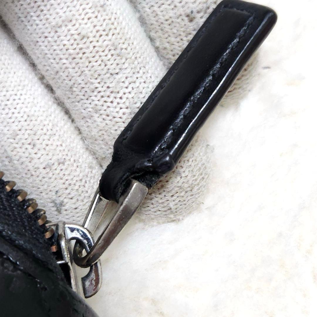 グッチ　長財布　ラウンドファスナー　シマレザー　ブラック　小銭入れ