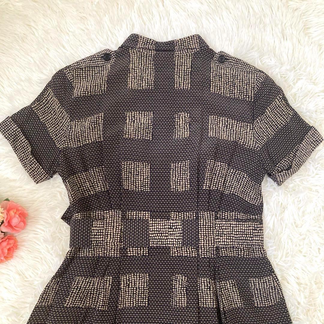 良品✨️BURBERRY バーバリー ワンピース シルク100% ベルト付 40 良品✨️BURBERRY バーバリー ワンピース シルク100% ベルト付