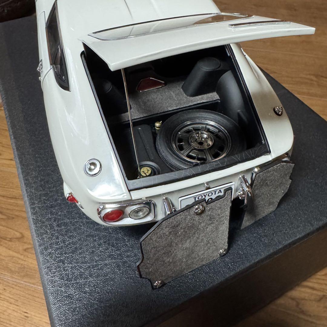 デアゴスティーニ 1/10トヨタ 2000 GT 完成品＋全65号冊子