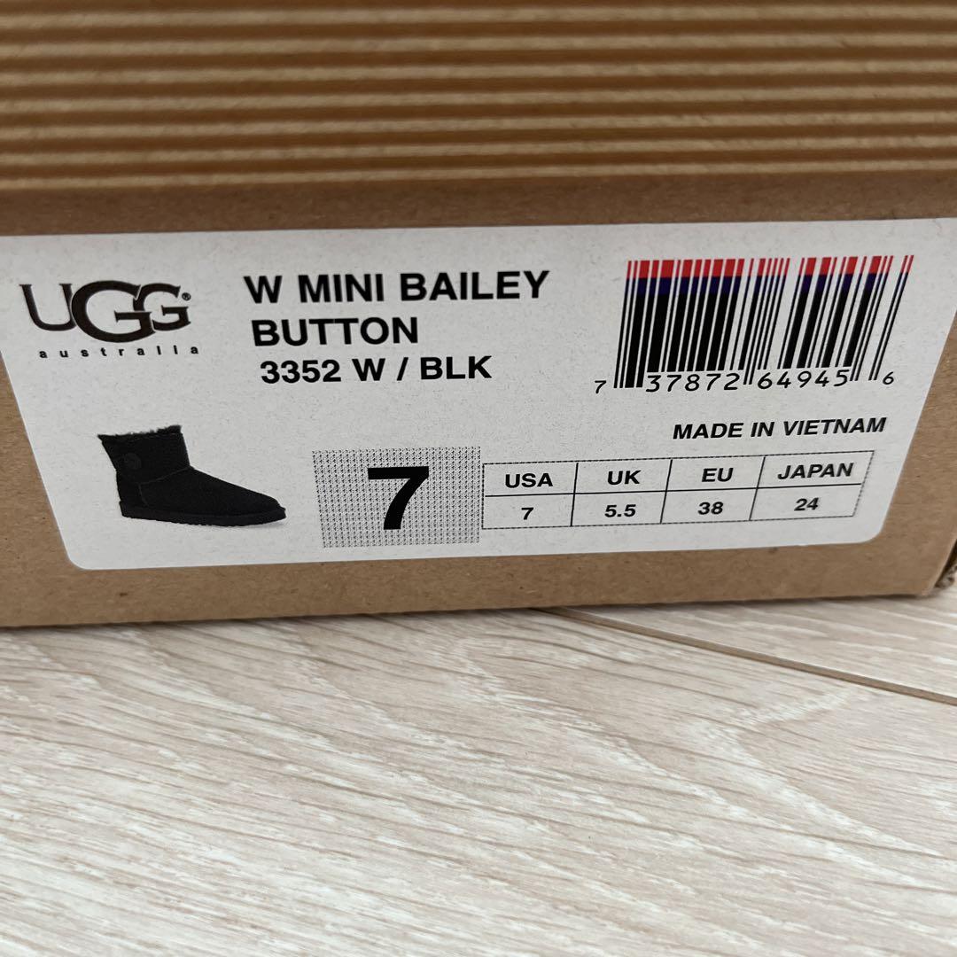 UGG ミニベイリーボタン　ブラック　サイズ7 24cm