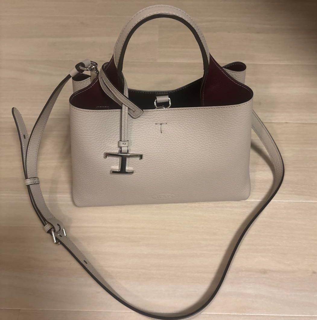 トッズ　レザーバック　マイクロ　ハンドバッグ　ショルダーバッグ