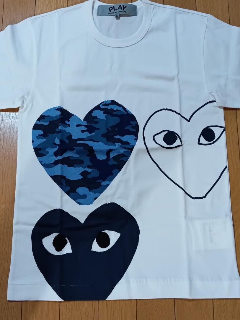 PLAY COMME des GARÇONS ハートTシャツ