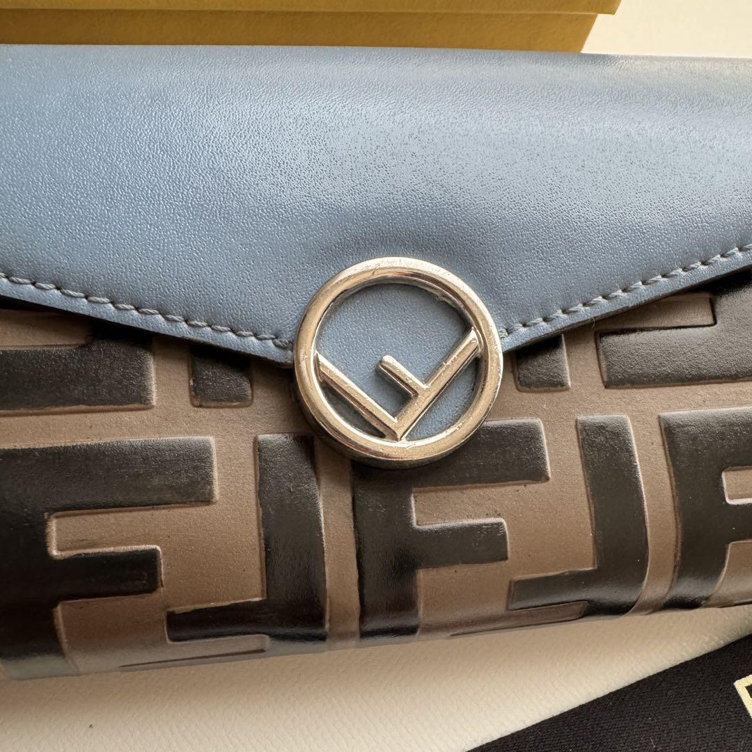 【美品】 792 FENDI フェンディ 2つ折り長財布