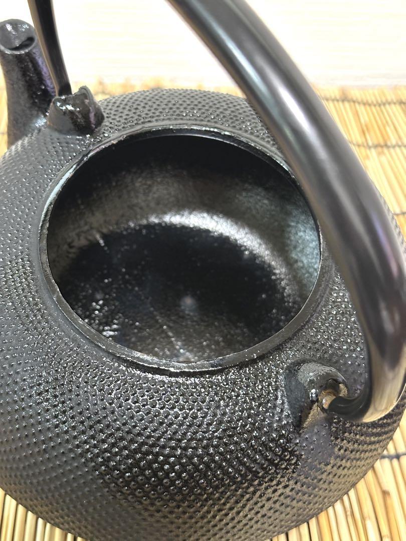 新品、供箱、取説、栞南部運南堂　南部鍋元造　１５型アラレ　南部鉄瓶　南部鉄器