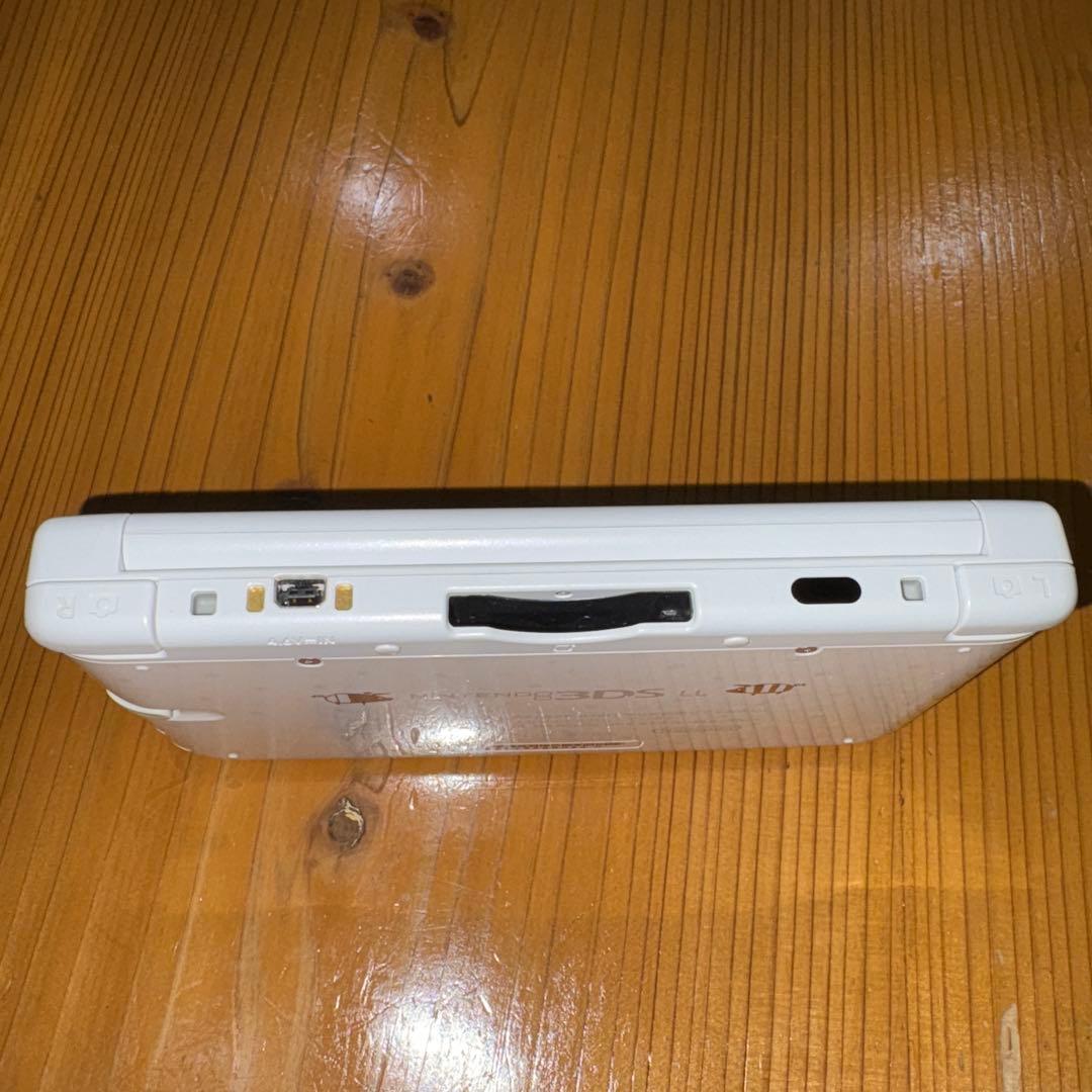 即 OK ニンテンドー3DS LL ホワイト キャラクター柄目立った傷や汚れなし UP786_INFO