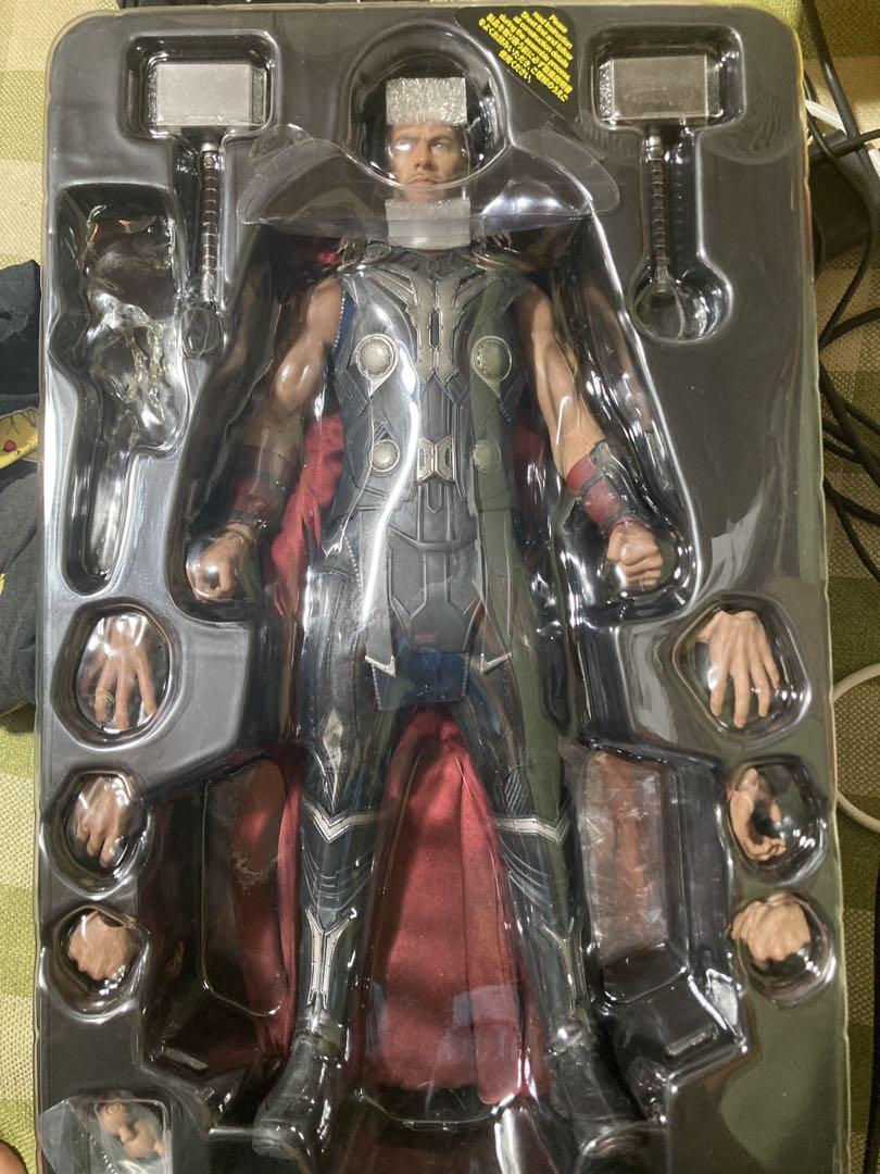 ホットトイズ　ソー　アベンジャーズ　ムービーマスターピース　ウルトロン