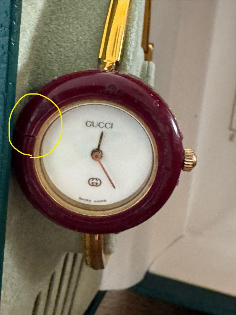 GUCCI カラフルバンド付き時計　電池交換必要