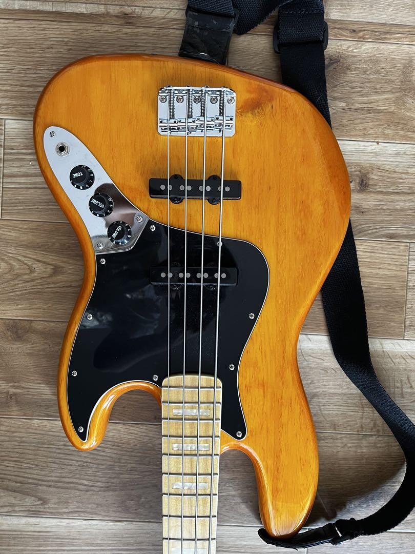 ベース SQUIER ELECTRIC BASS by Fender