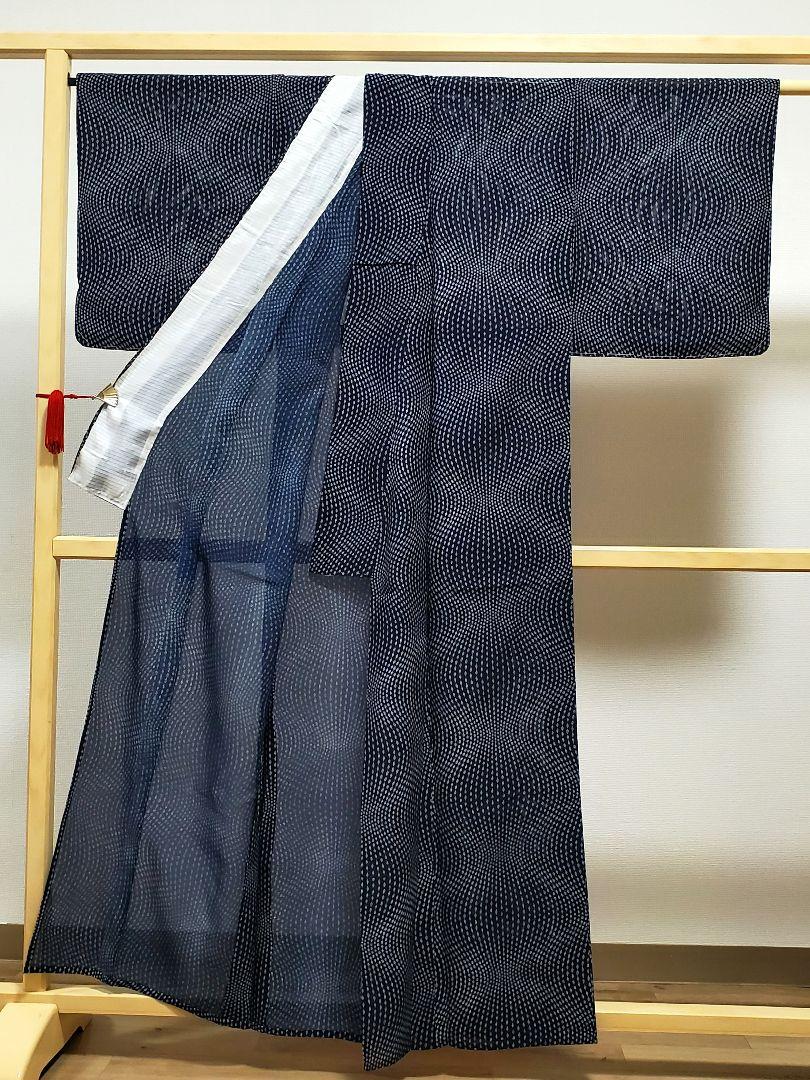A 美品 夏物 菱形模様 黒色 白 赤 正絹 薄物 絽 紗 小紋 着物
