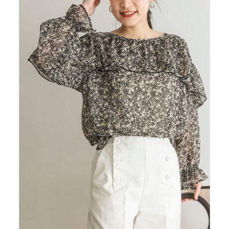 極美品✨定価１.２万❤️　アーバンリサーチ　フラワープリントフリルブラウス