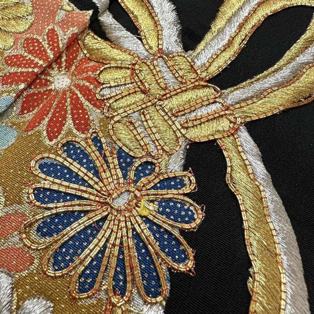 黒留袖 豪華 刺繍の花模様 着物 正絹 五つ紋 しつけ糸 広衿 RK-2459