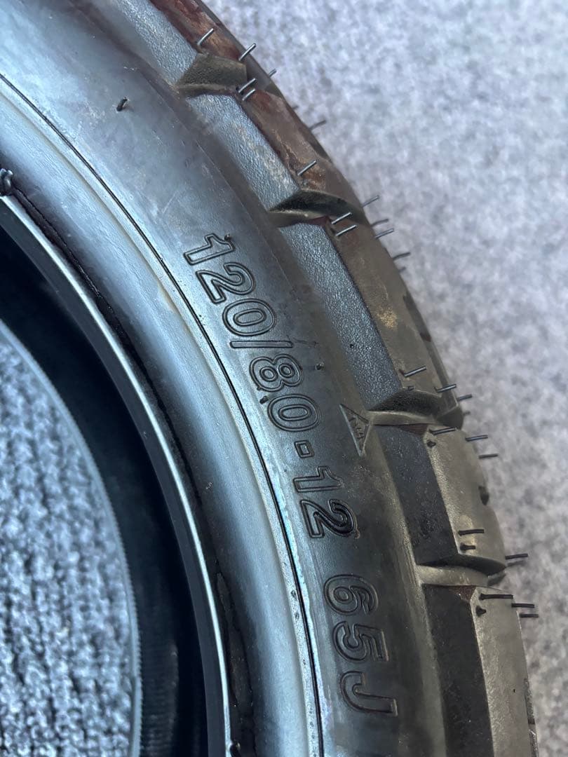 HONDAモンキー125 新車外しVee Rubber タイヤ 2本セット HONDAモンキー125 新車外しVee Rubber タイヤ 2本セット