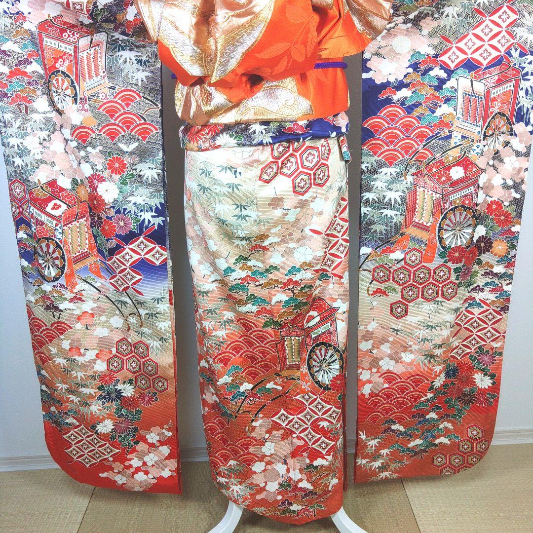 青
