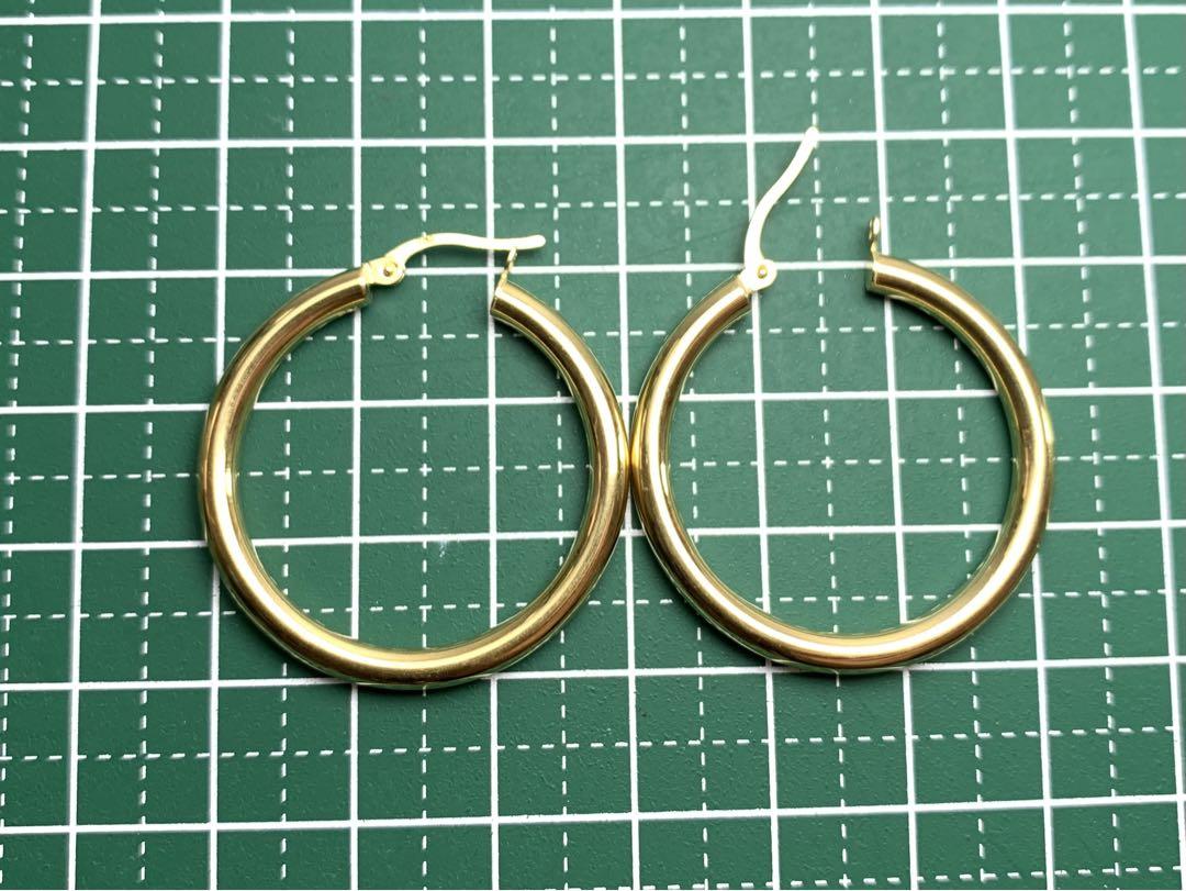 【NEW限定品】 (K18) 750 フープ 美品 φ31mm ピアス アクセサリー