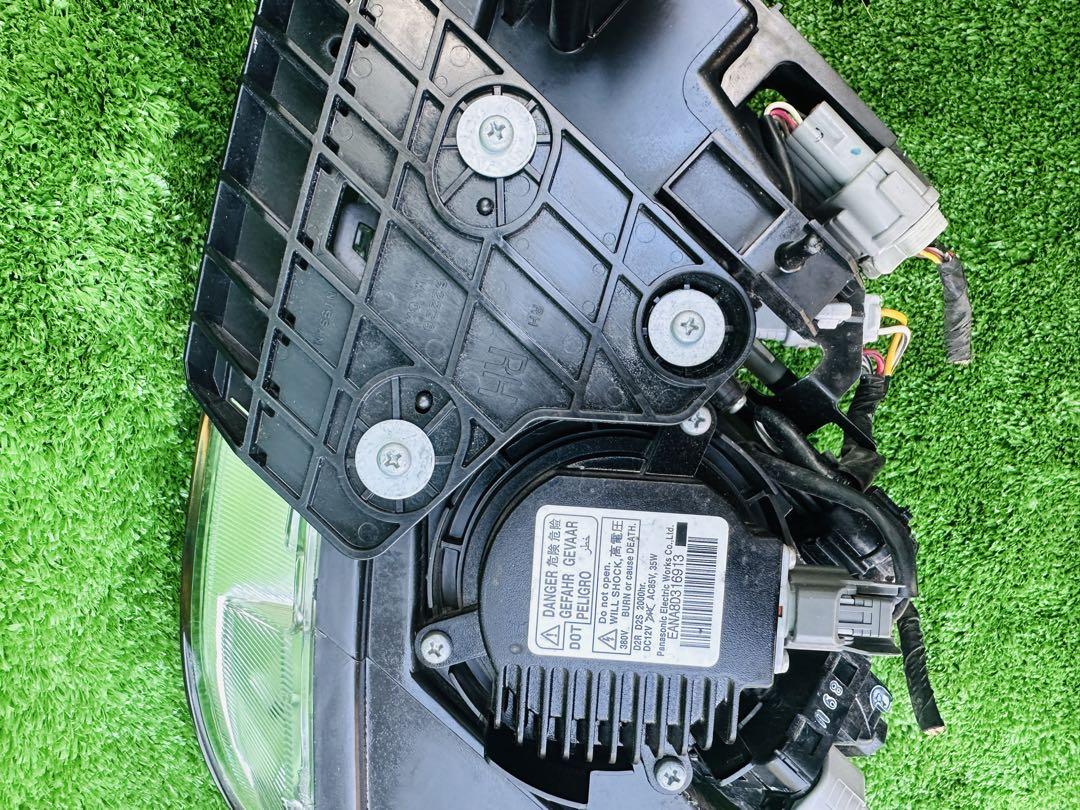 日産フーガ Y51 KY51 HY51 KNY51 前期 HIDヘッドライト左右