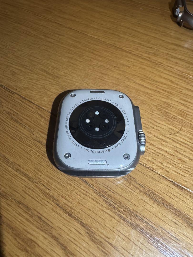 【98%・美品】AppleWatch Ultra[49mm/セルラー]チタン