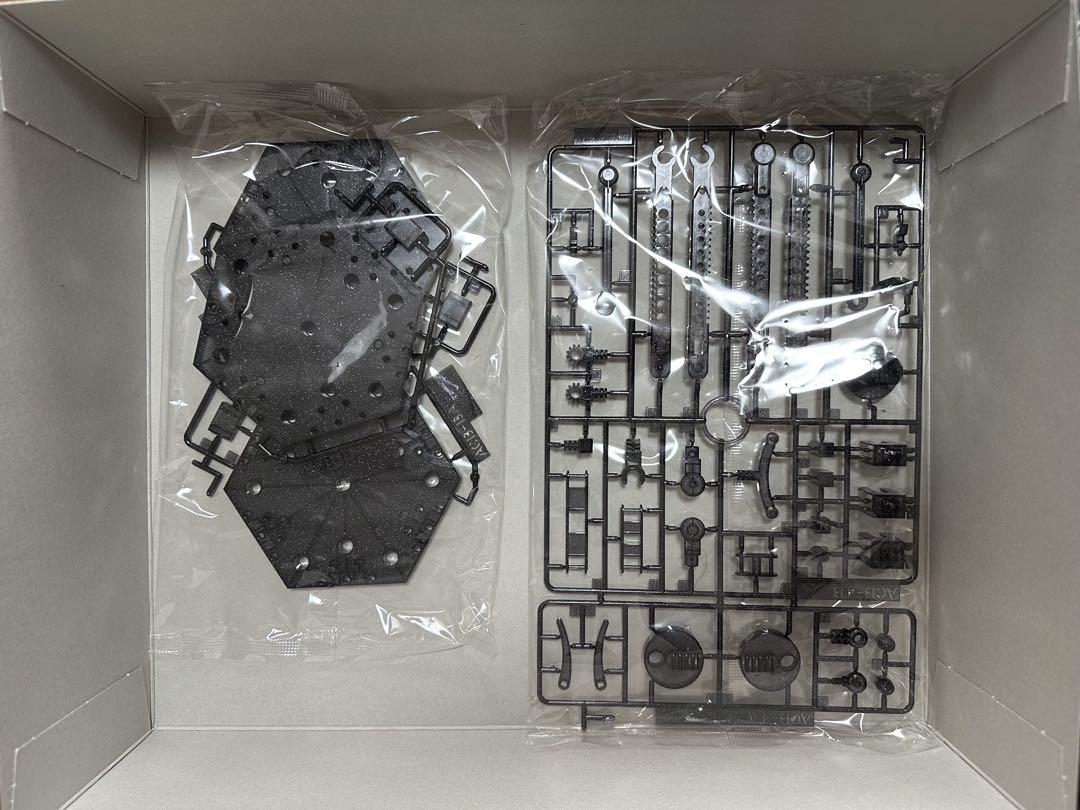 ガンプラMG完成品セット