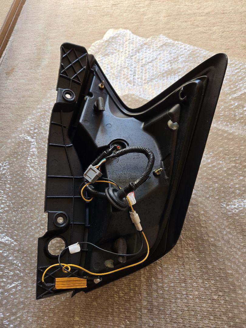 E12 NOTE ノート クリスタルアイテールランプ