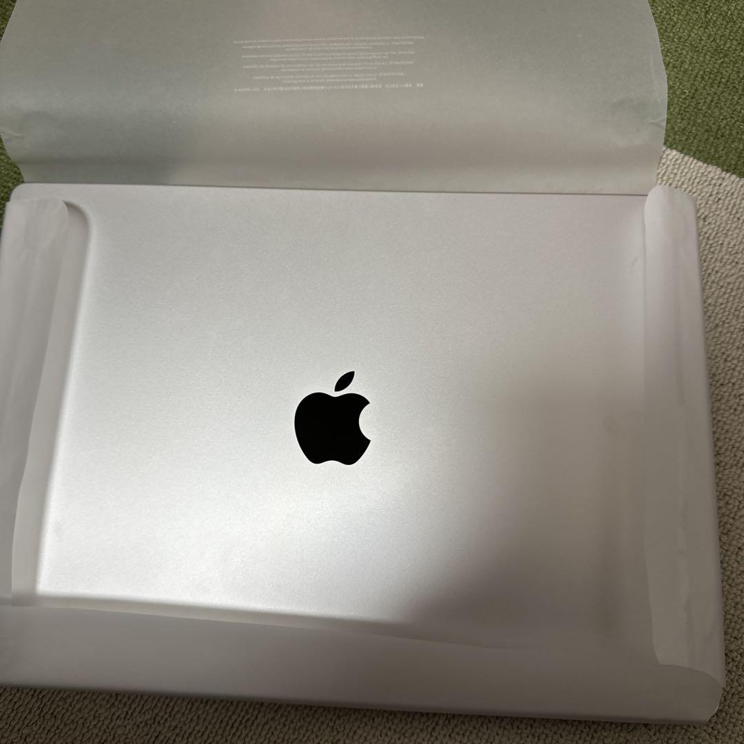 Apple MacBook シルバー 日本語配列 本体 充電器付き Apple MacBook シルバー 日本語配列 本体 充電器付き