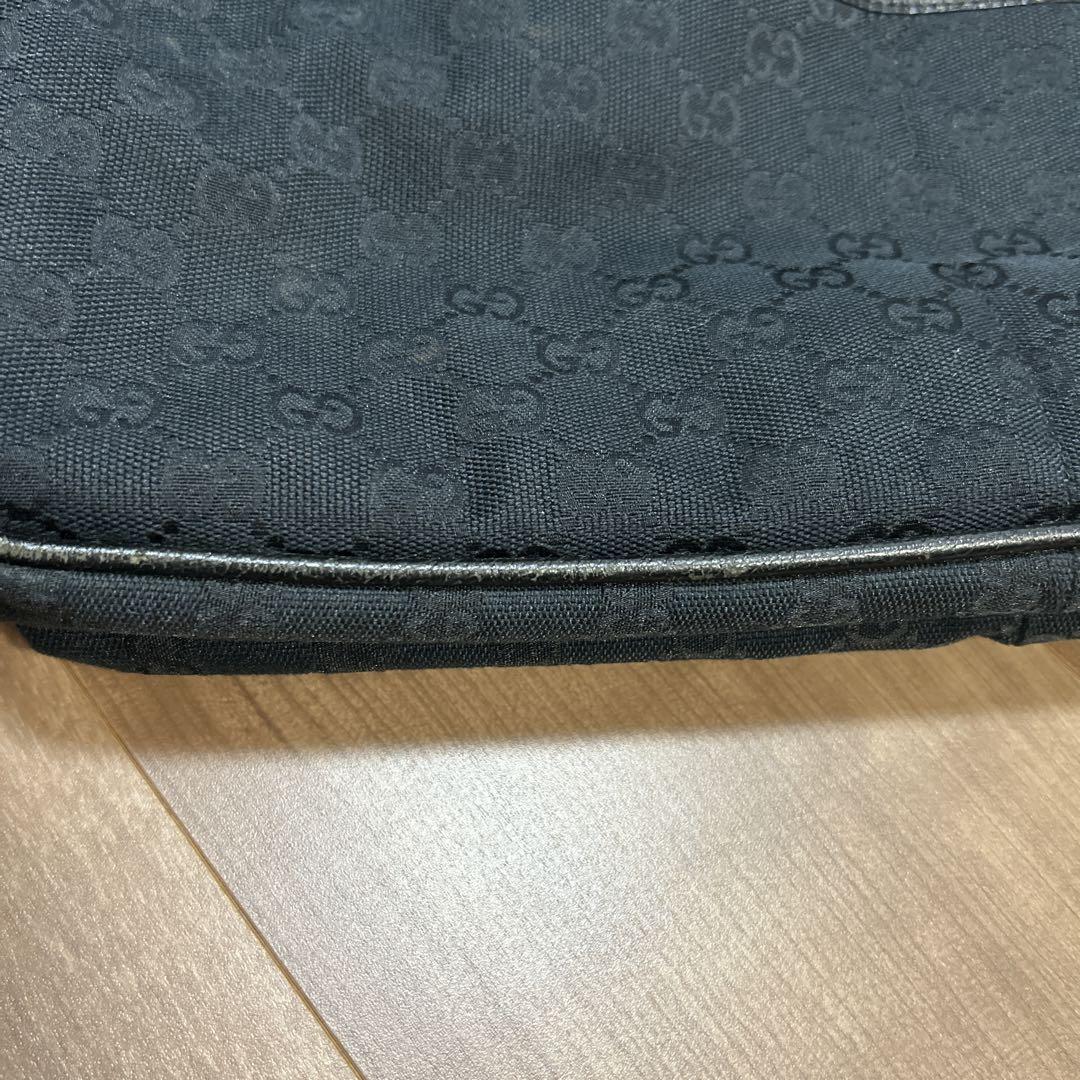 GUCCIマザーズバッグ
