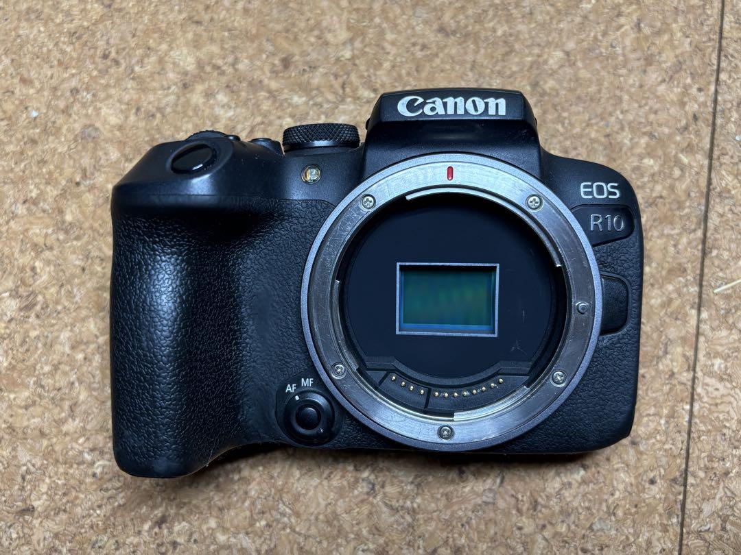 【中古】EOS R10・RF-S 18-150 IS STM レンズキット