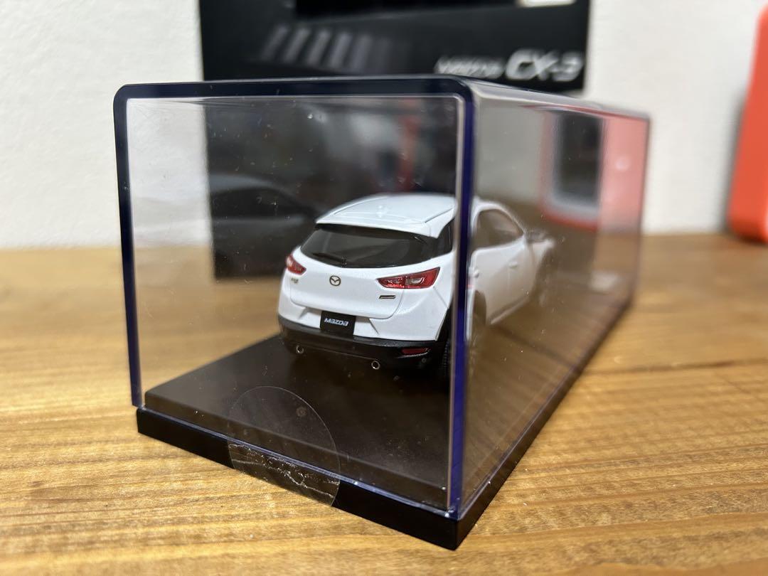 1/43 Mazda CX-3(クリスタルホワイトパールマイカ)