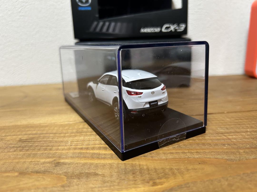 1/43 Mazda CX-3(クリスタルホワイトパールマイカ)