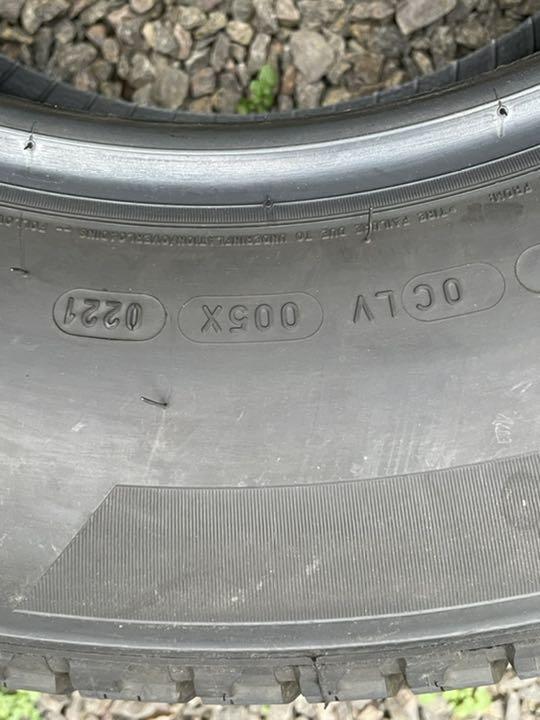 ミシュラン⅕ サーモス様専用 4本 トヨタ プラド新車装着タイヤ d1HNo-m98836917459 265 65R17 のサイズ