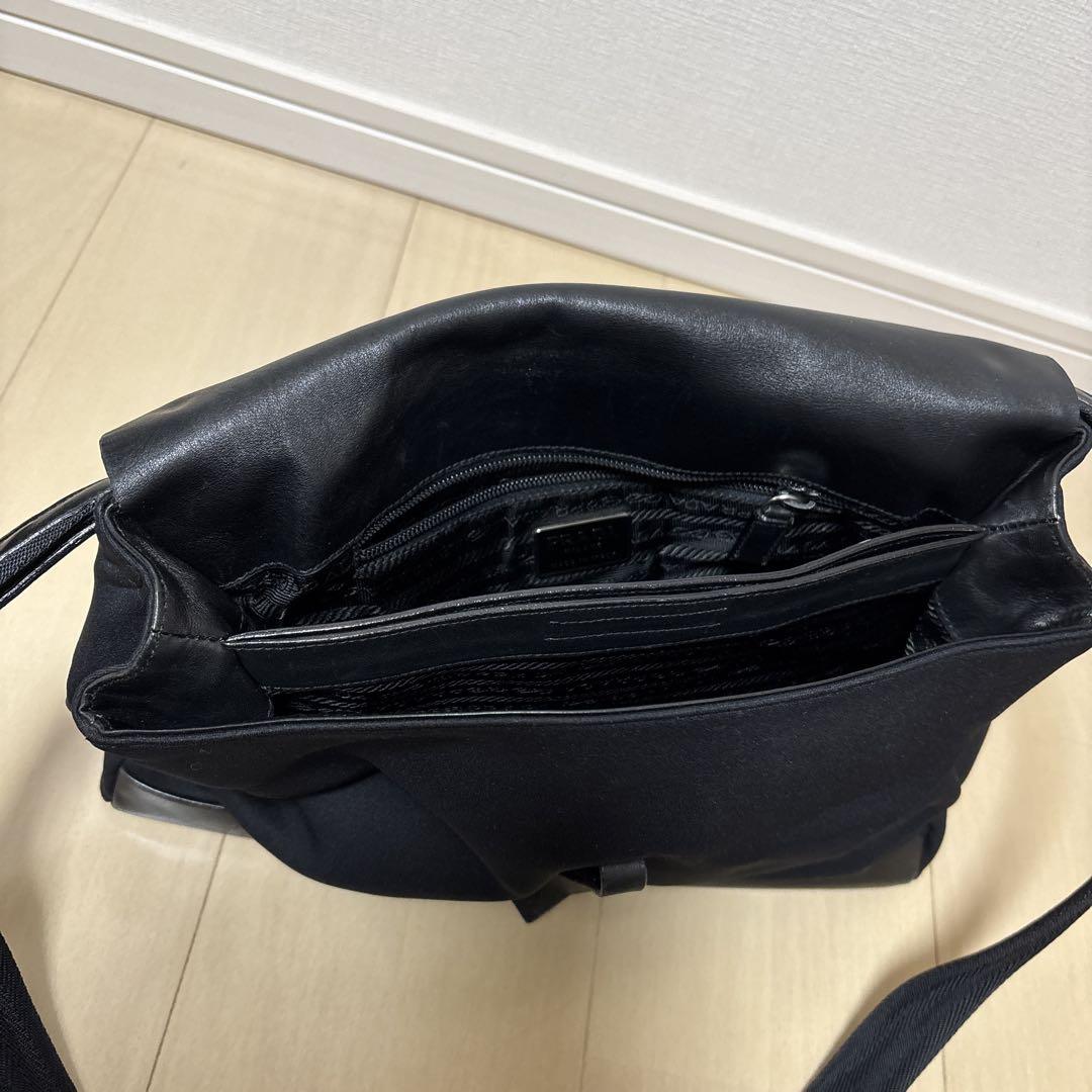 ショルダーバッグ