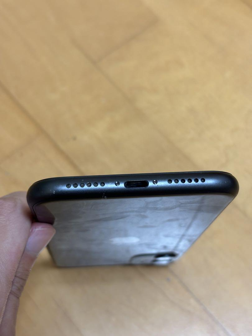 iPhone11 ブラック 64GB au版 画像5