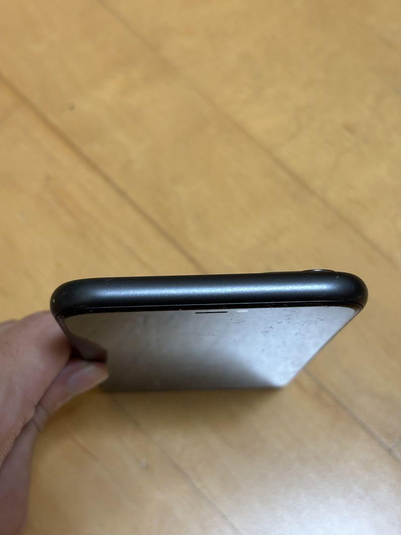 iPhone11 ブラック 64GB au版 画像6