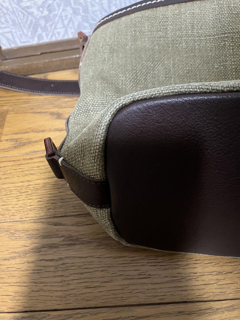 見逃し厳禁！おトクな diu ディウ 巾着口ショルダーバッグ バッグ
