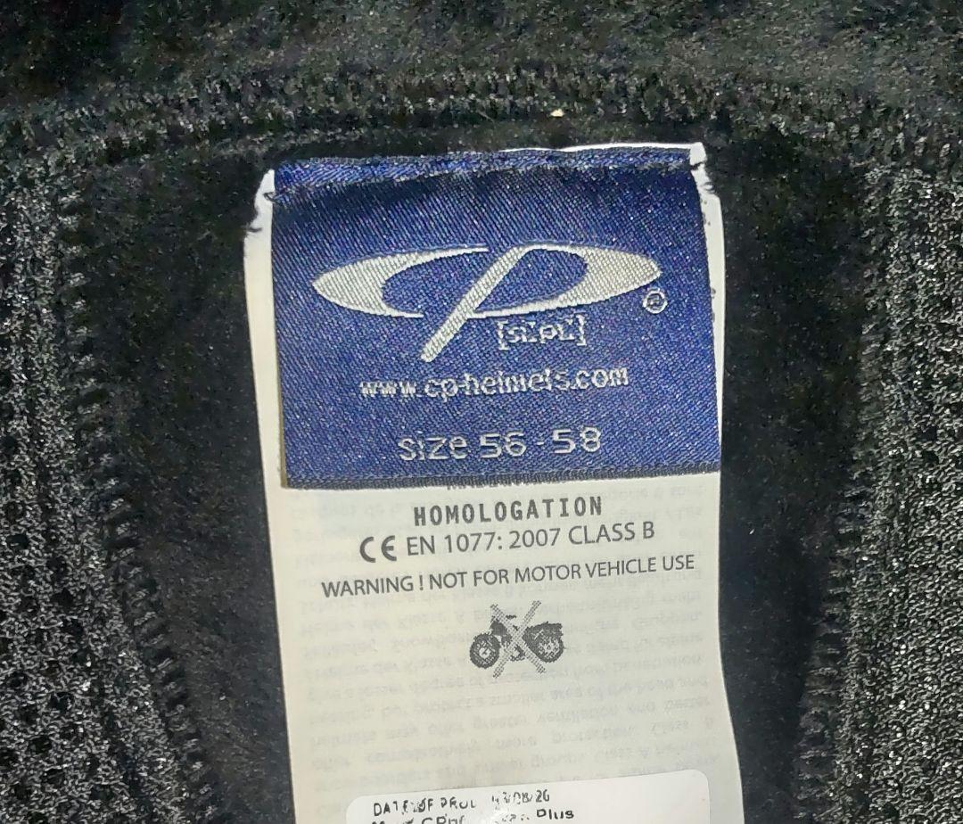 CPヘルメット CORAO+ バイザー付き スキースノーボード用