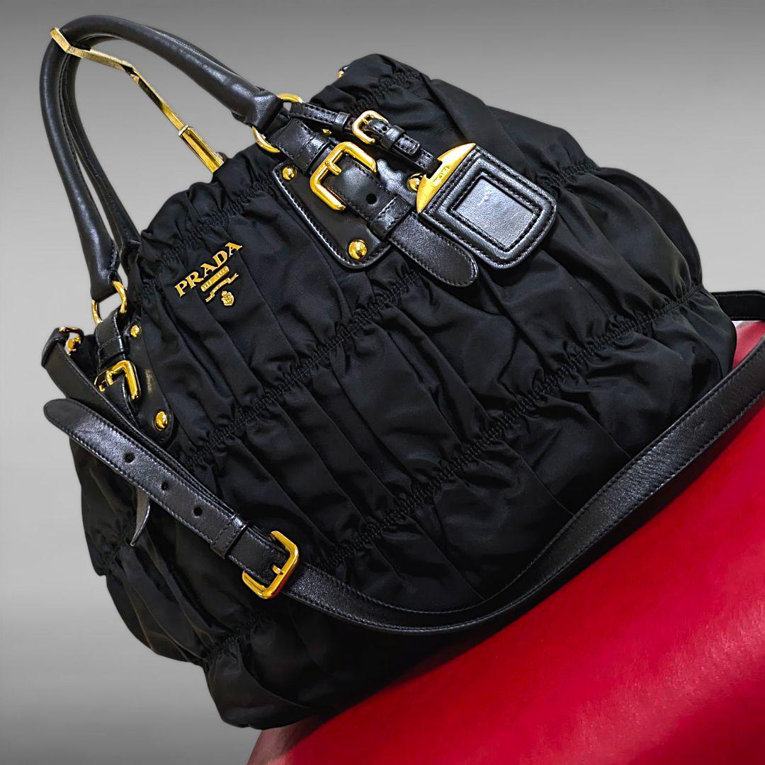 極美品 PRADA 2way ギャザー シャーリング ハンドバッグ ブラック