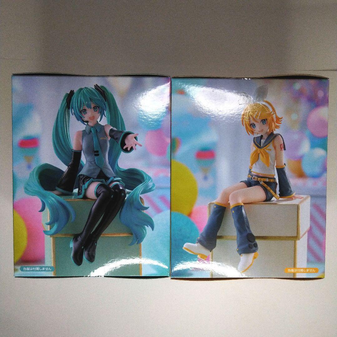 フリューくじ 初音ミク、鏡音レン フィギュアセット、ポスター付き
