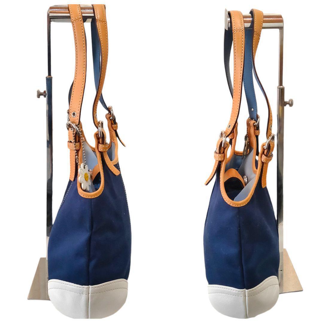 美品☆COACHコーチ トートバッグ ブルーデニム フラワー キャンバス COACH® | Field Tote In Signature Denim