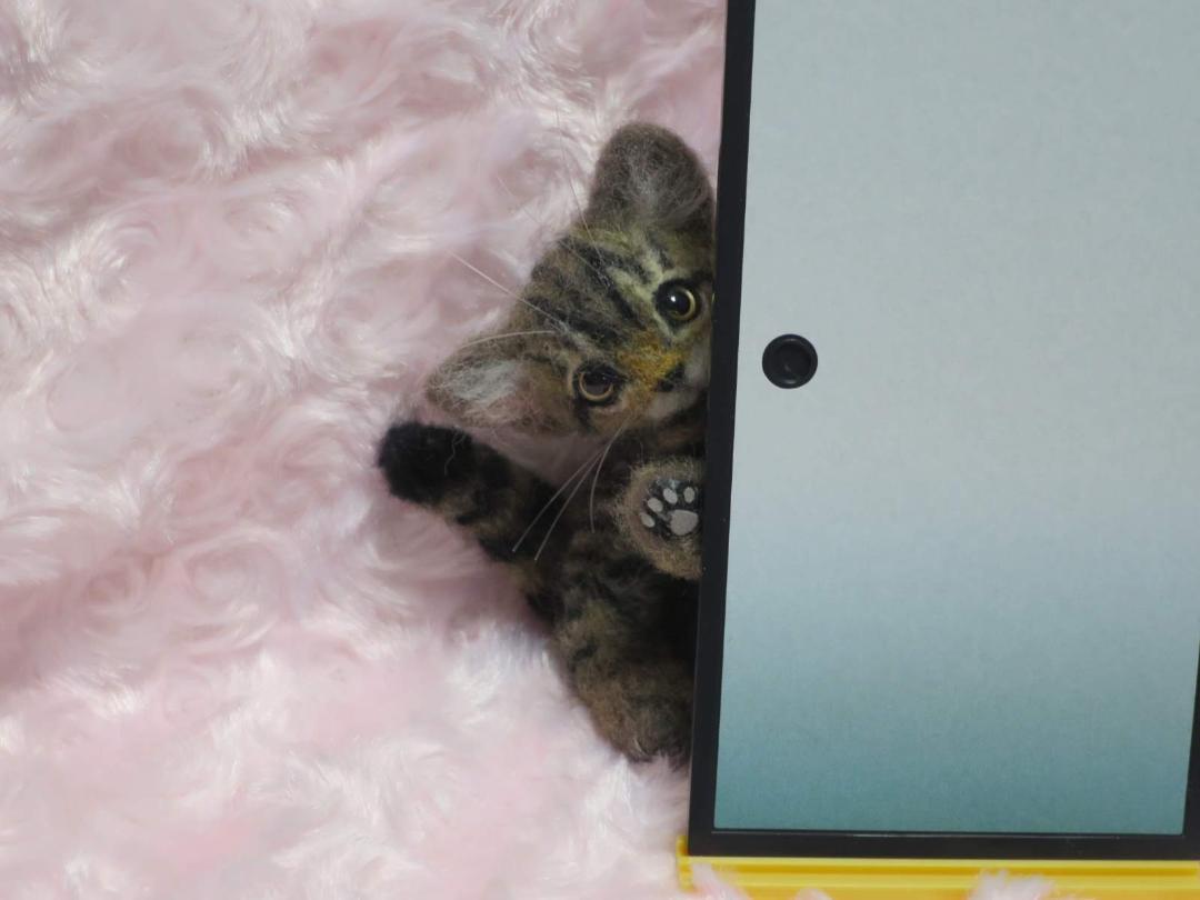 羊毛フェルト 猫 キジトラ 子猫 ハンドメイド 置物