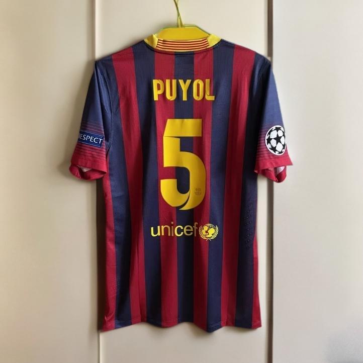 新品、未使用！バルセロナ PUYOL 5番 シャツ 半袖 プジョル