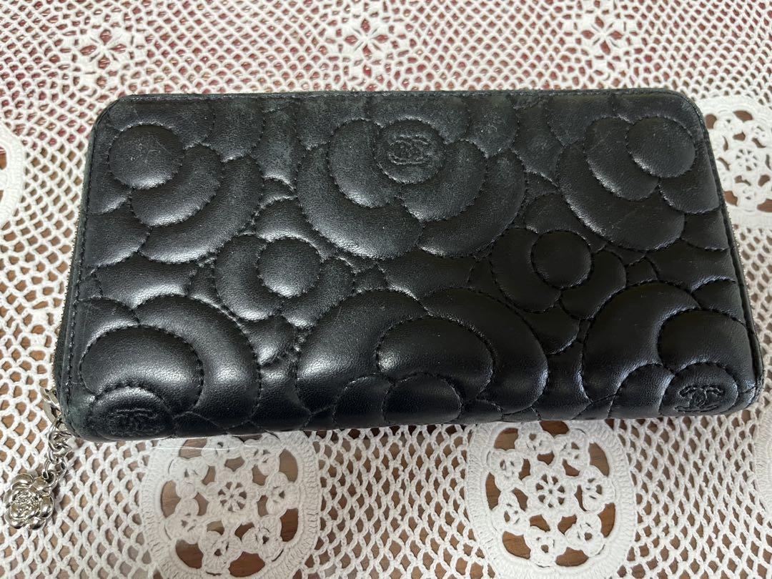 CHANEL ブラック 長財布 カメリアキルティングラウンドファスナーウォレット